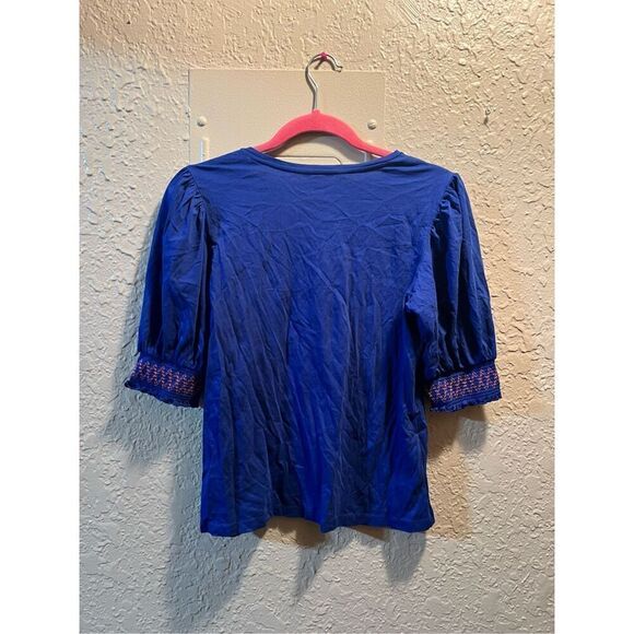 Ann Taylor Blue Smocked Cuff V-Neck Woman’s Shirt Size Small - Picture 5 of 6